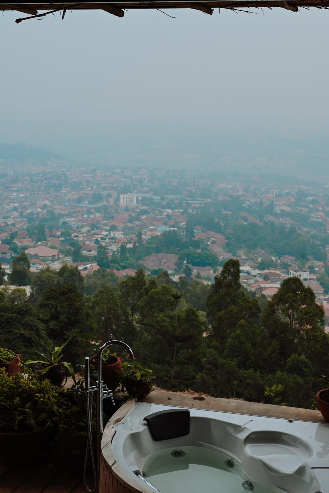 Eagle View Lodge - Kigali Ngoại thất bức ảnh